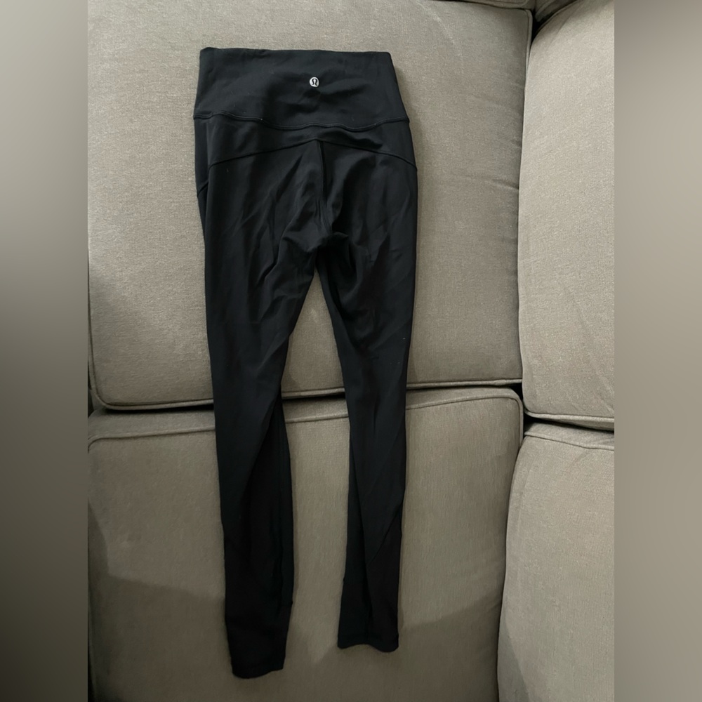 BLACK LULULEMON LEGGINGS